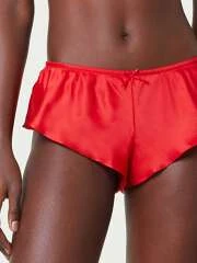 Short - Julia – Image 3